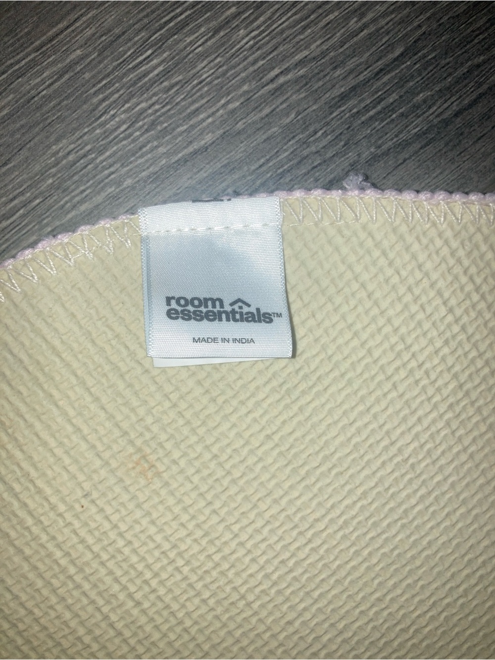 Pink Heart Shape Bath Rug - Picture 3 of 5
